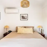 Casa Elja Valencia - Long Remote Work Gasthof Monserrat