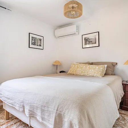Casa Elja Valencia - Long Remote Work 3* Monserrat